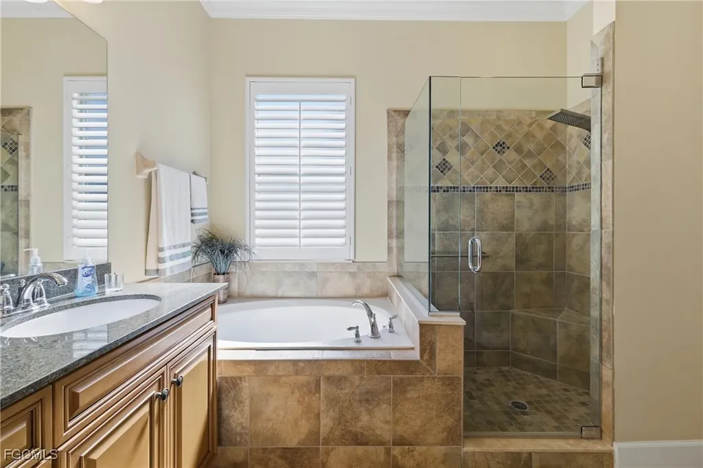 10342 Flat Stone Loop Bonita Springs FL 34135