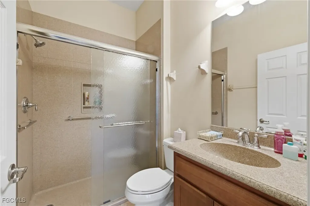 10342 Flat Stone Loop Bonita Springs FL 34135