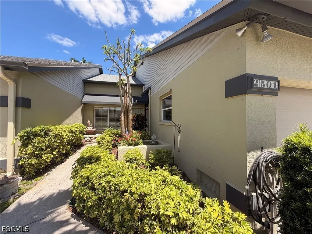 2501 Mcgregor Park Circle Fort Myers FL 33908