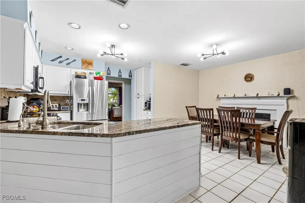 1125 SE 32nd Street Cape Coral FL 33904