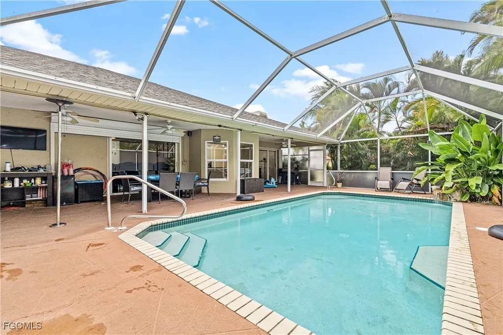 1125 SE 32nd Street Cape Coral FL 33904