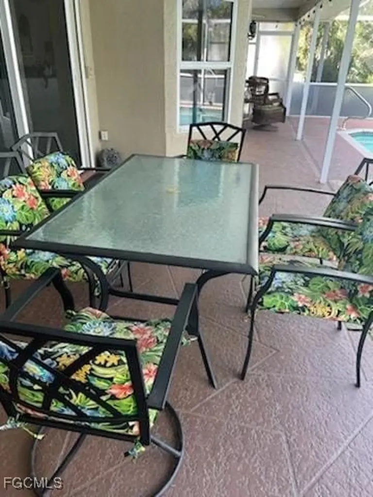 1125 SE 32nd Street Cape Coral FL 33904