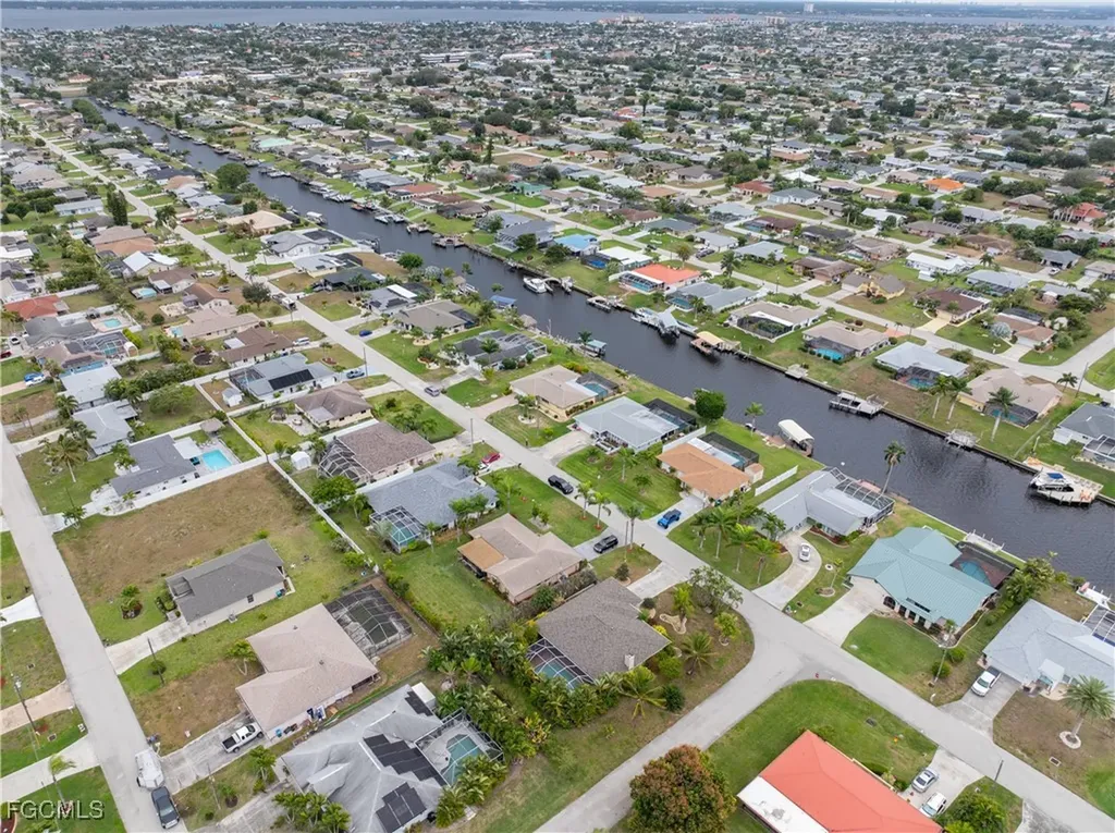 1125 SE 32nd Street Cape Coral FL 33904