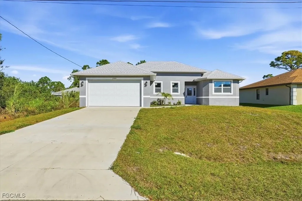 2904 6th Street W Lehigh Acres FL 33971