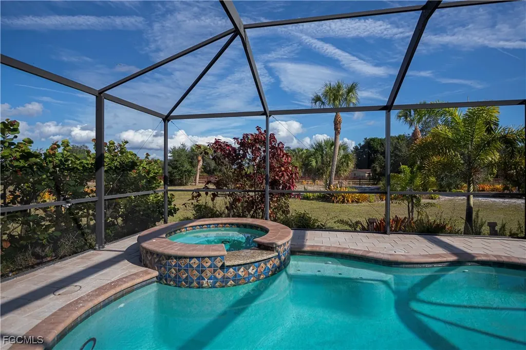 18110 Traverse Drive Alva FL 33920