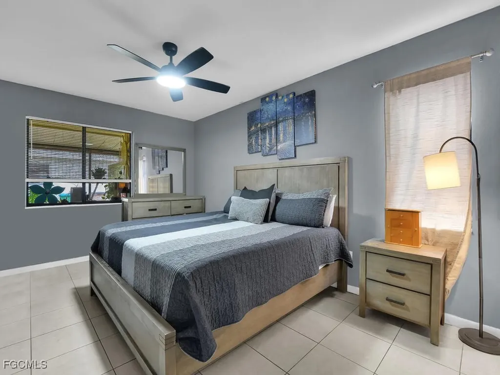 1249 SE 8th Street Cape Coral FL 33990