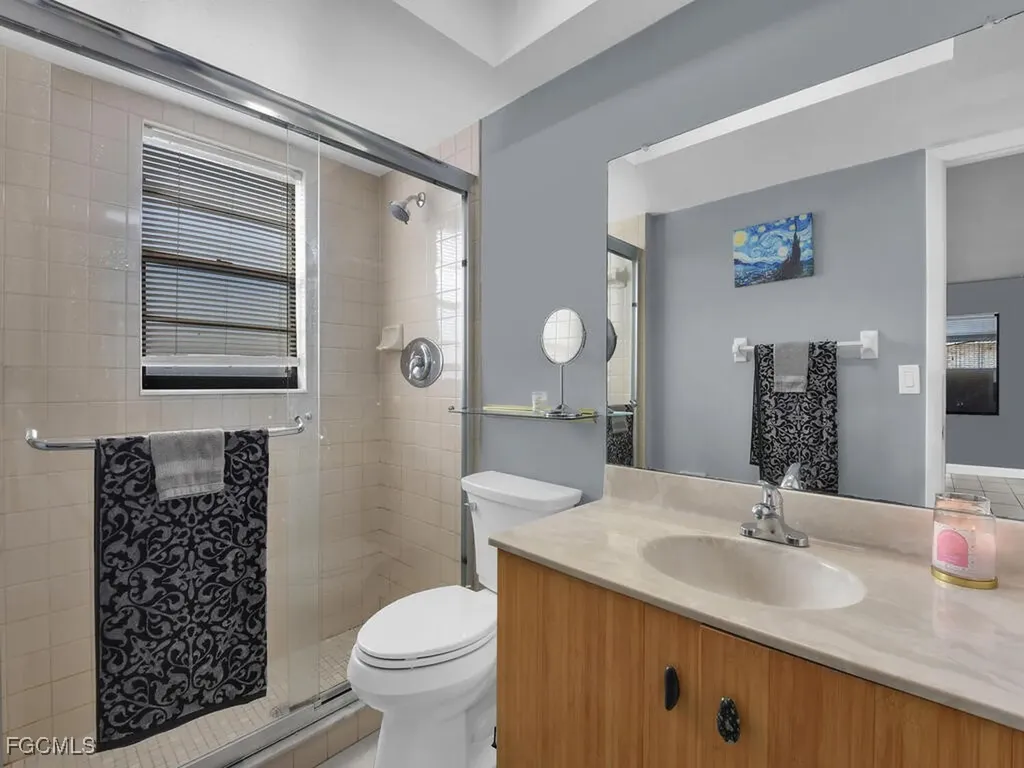 1249 SE 8th Street Cape Coral FL 33990