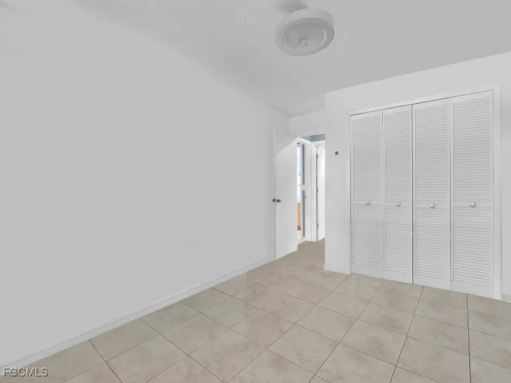 1249 SE 8th Street Cape Coral FL 33990
