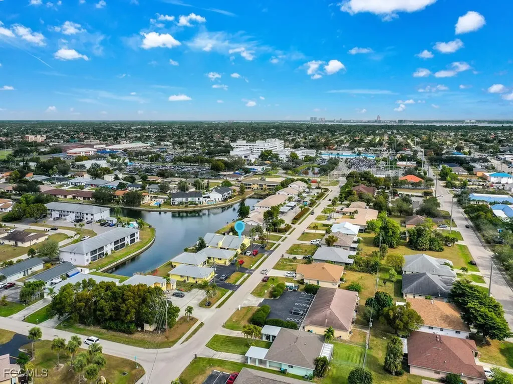 1249 SE 8th Street Cape Coral FL 33990