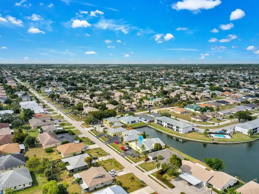 1249 SE 8th Street Cape Coral FL 33990