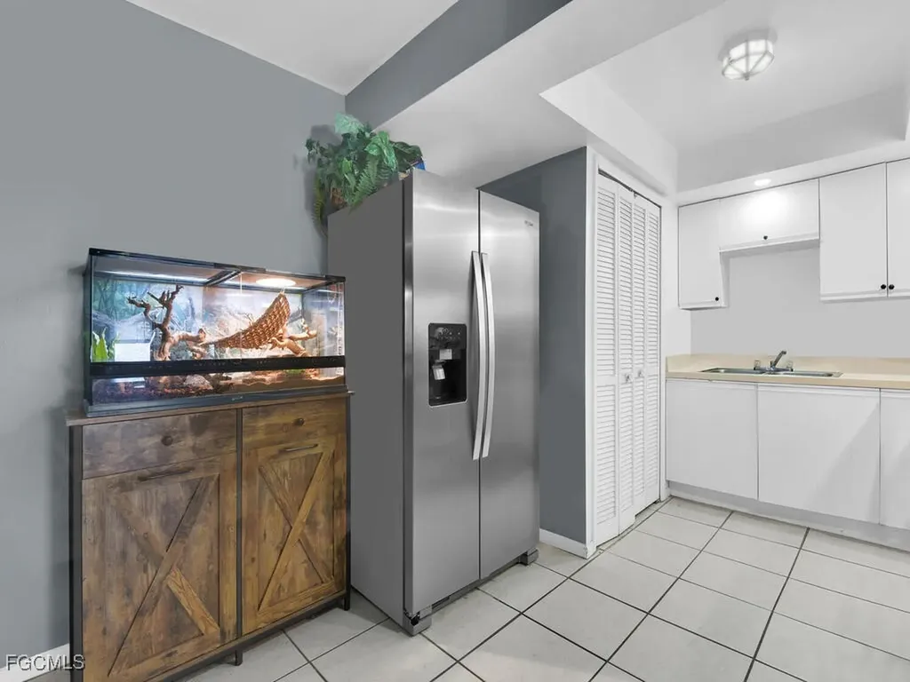 1249 SE 8th Street Cape Coral FL 33990