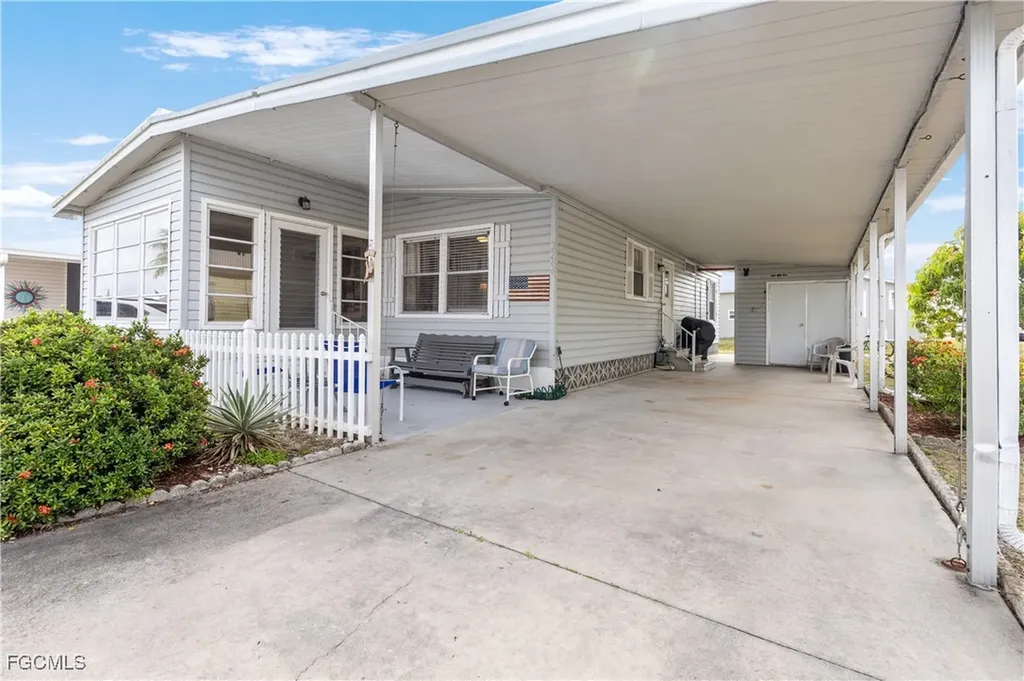 3544 Celestial Way North Fort Myers FL 33903