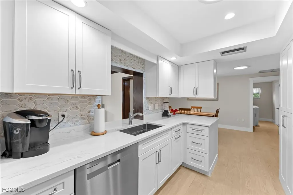 2151 Cape Way North Fort Myers FL 33917