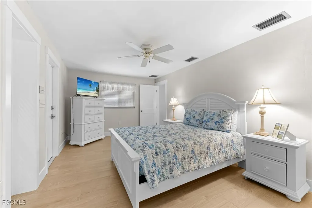 2151 Cape Way North Fort Myers FL 33917