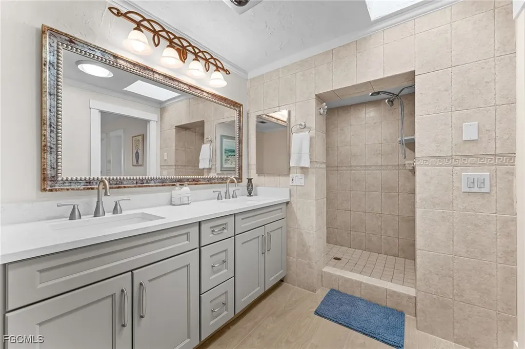 2151 Cape Way North Fort Myers FL 33917