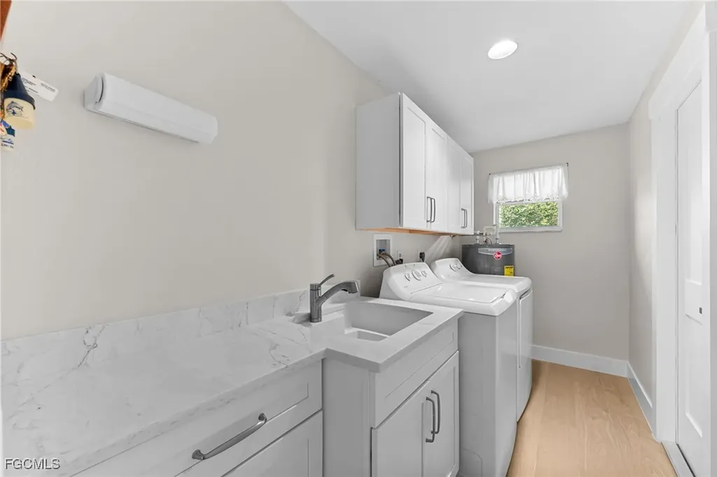 2151 Cape Way North Fort Myers FL 33917