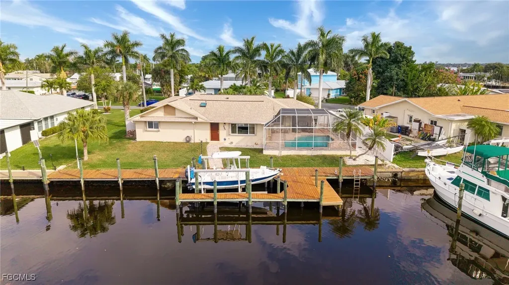 2151 Cape Way North Fort Myers FL 33917
