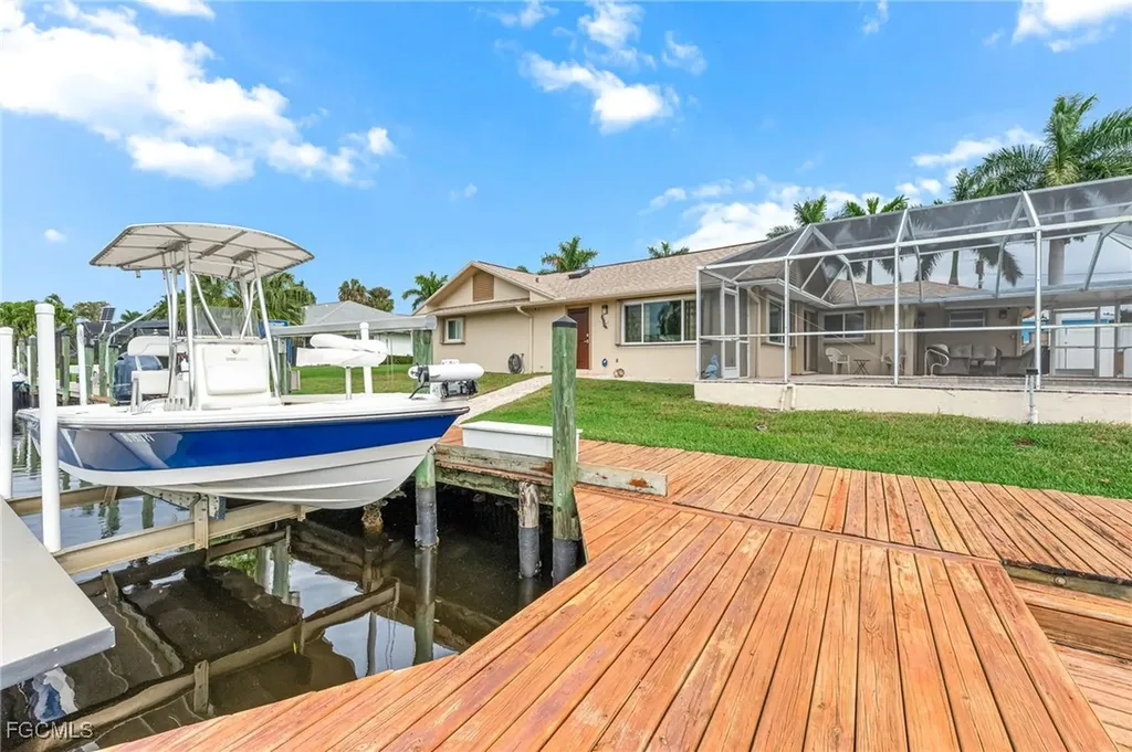 2151 Cape Way North Fort Myers FL 33917