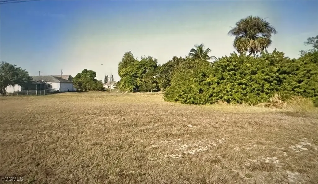 2612 NE 21st Place Cape Coral FL 33909