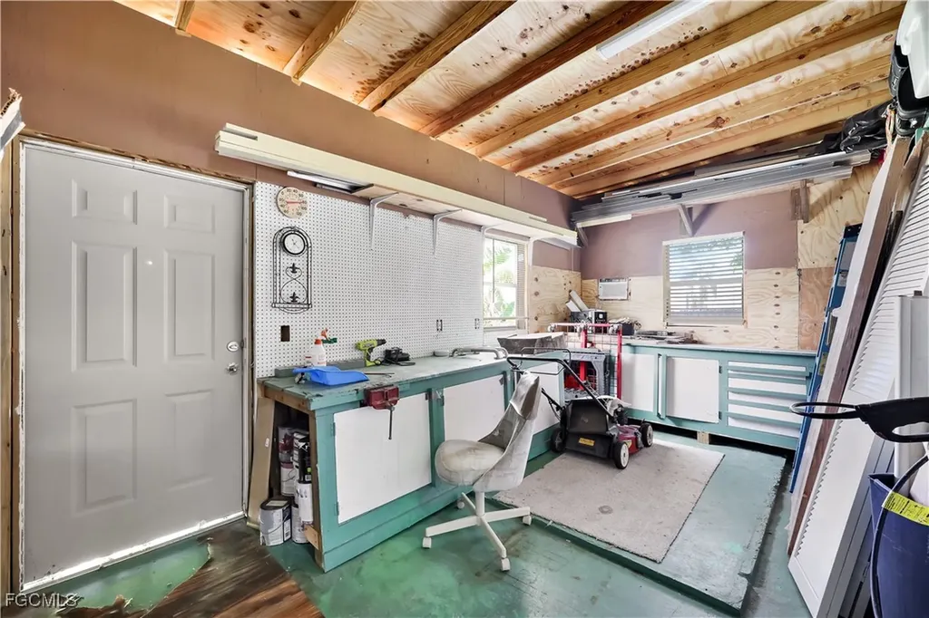 2797 Teakwood Boulevard North Fort Myers FL 33917