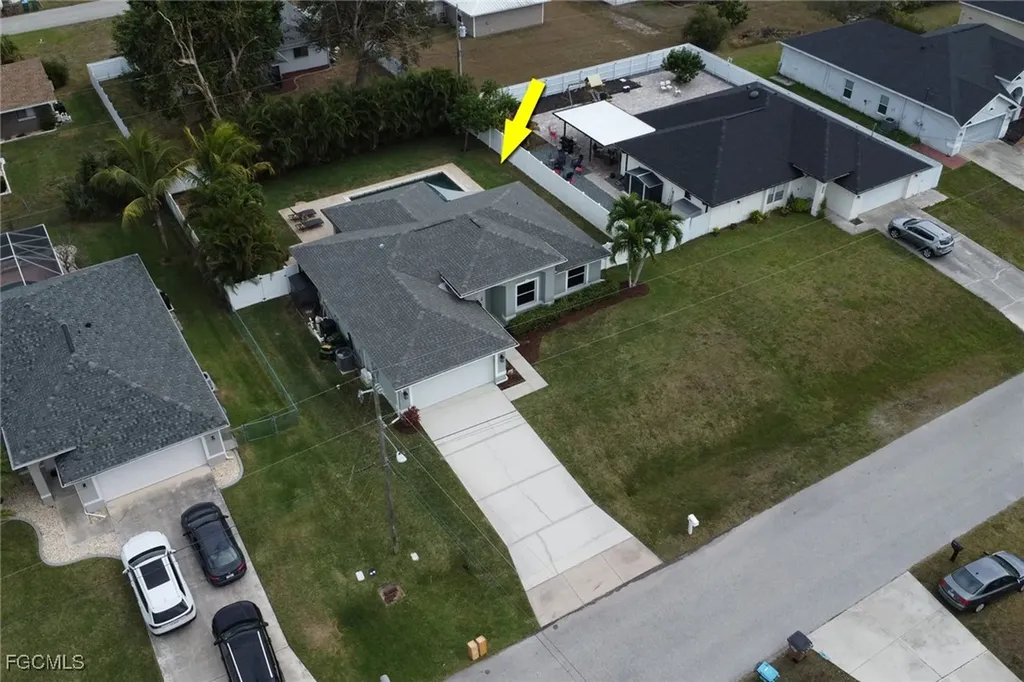 2115 SW 1st Avenue Cape Coral FL 33991