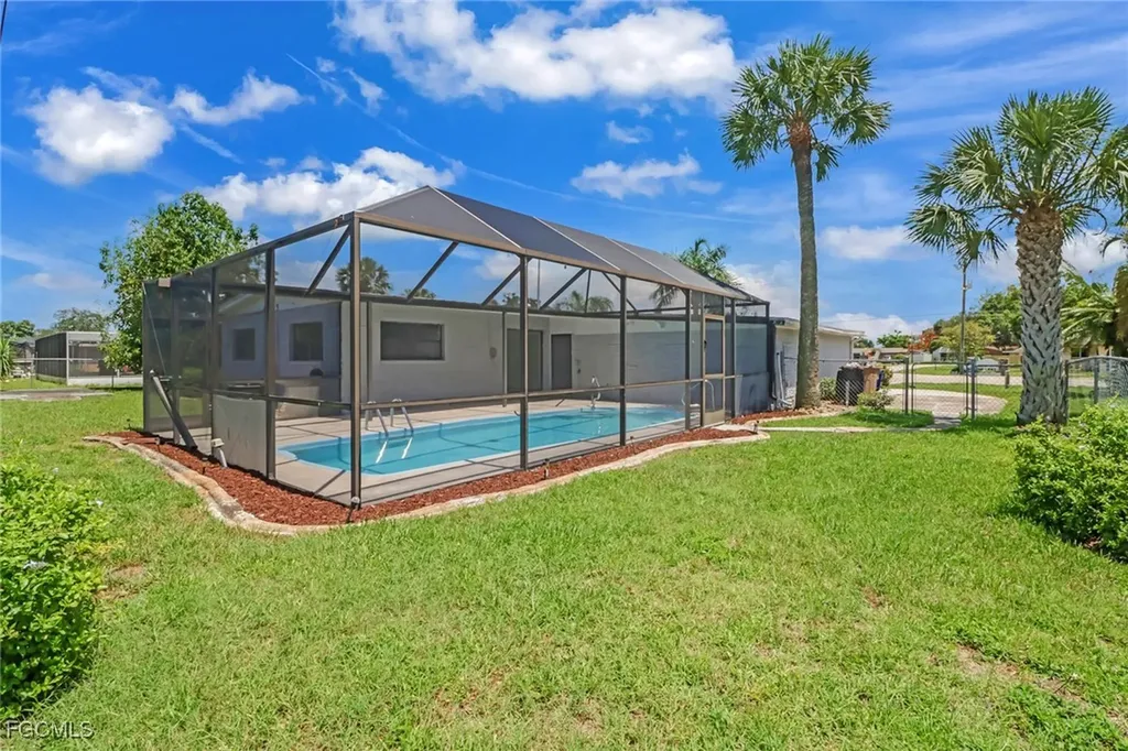 805 Leeland Heights Boulevard E Lehigh Acres FL 33936