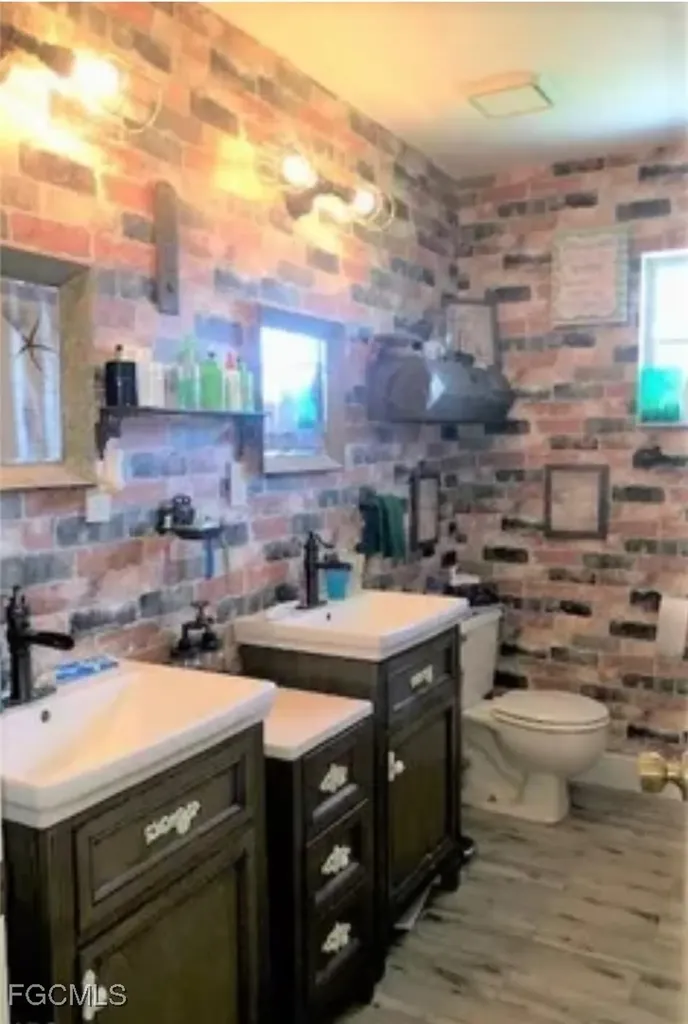 561 Foxcreek Drive Lehigh Acres FL 33974