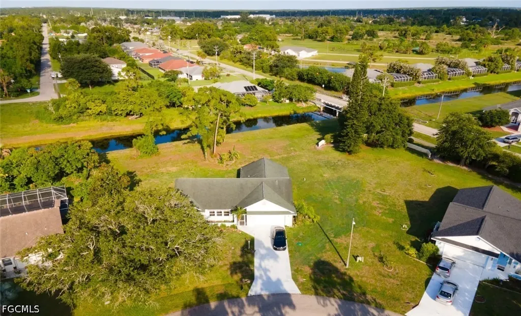 561 Foxcreek Drive Lehigh Acres FL 33974