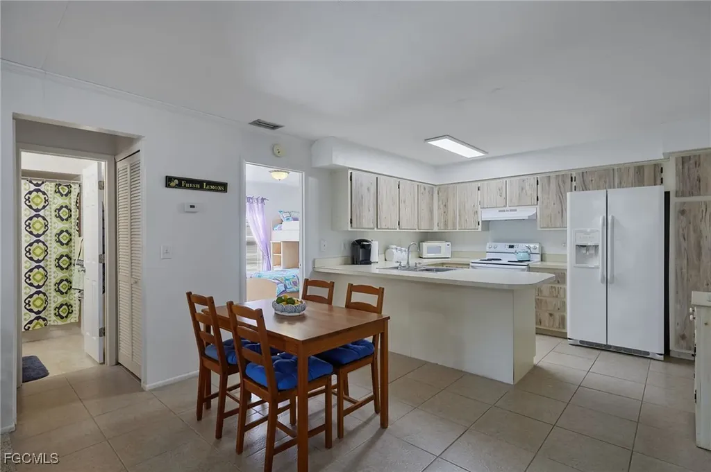 1100 Pondella Road Cape Coral FL 33909