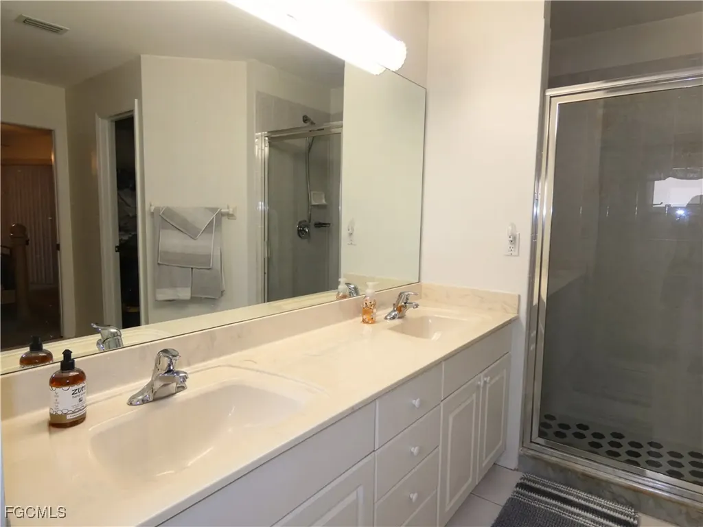 3930 SW 1st Avenue Cape Coral FL 33914