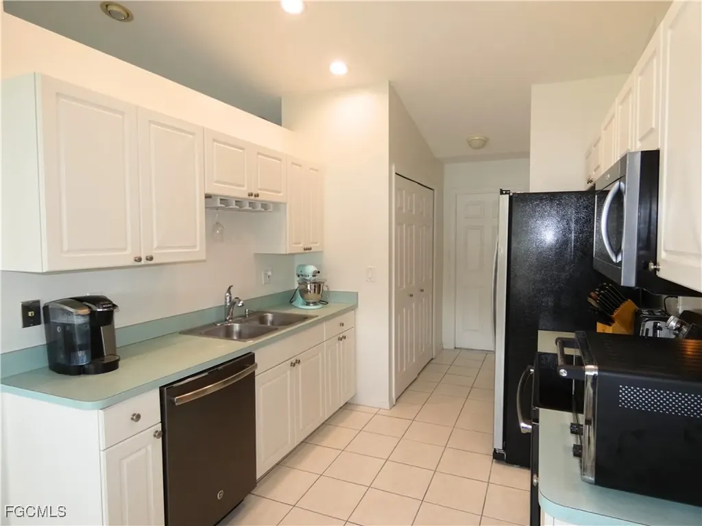3930 SW 1st Avenue Cape Coral FL 33914