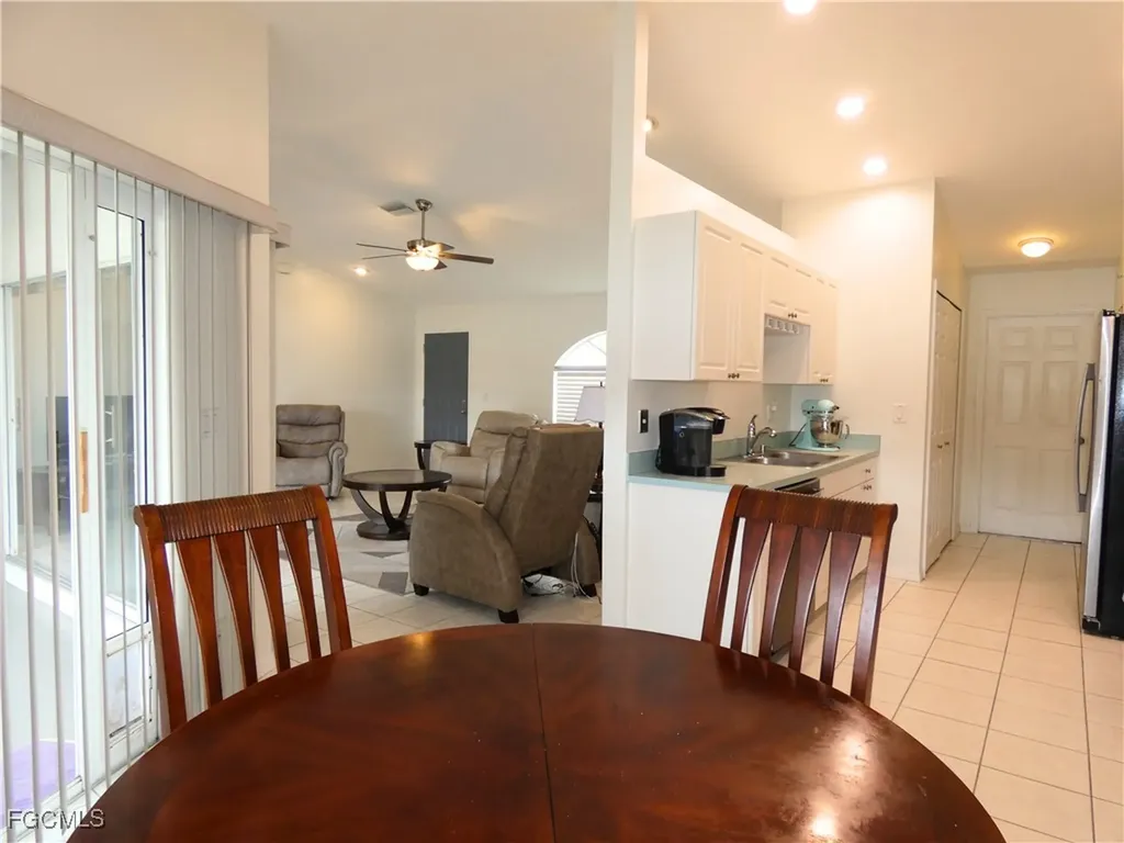 3930 SW 1st Avenue Cape Coral FL 33914