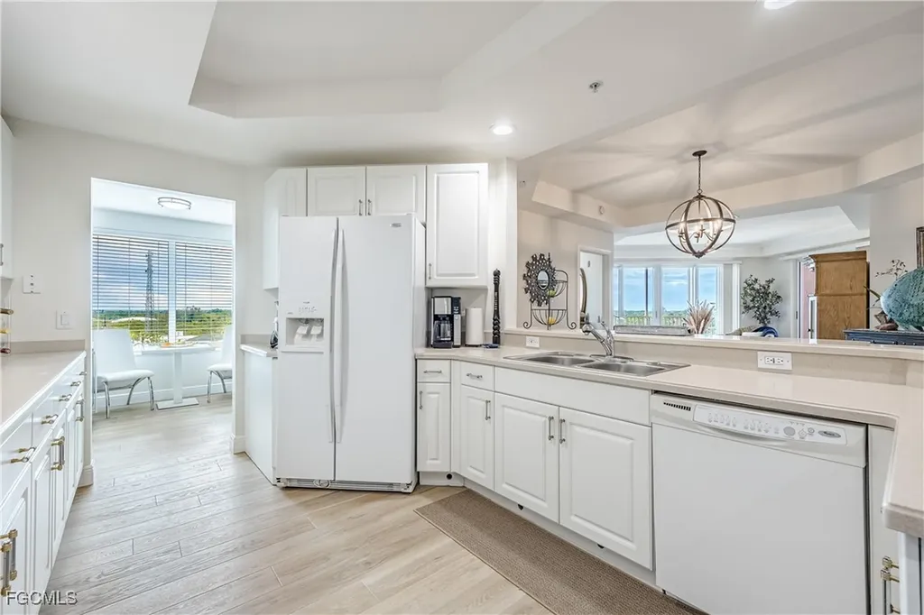 2745 1st Street Fort Myers FL 33916