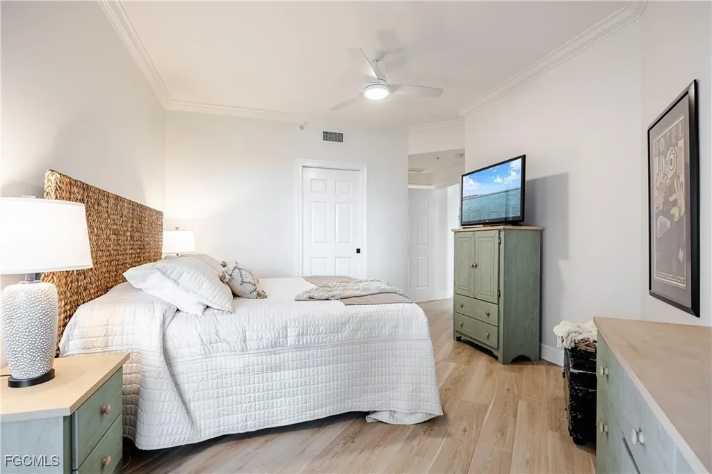 2745 1st Street Fort Myers FL 33916