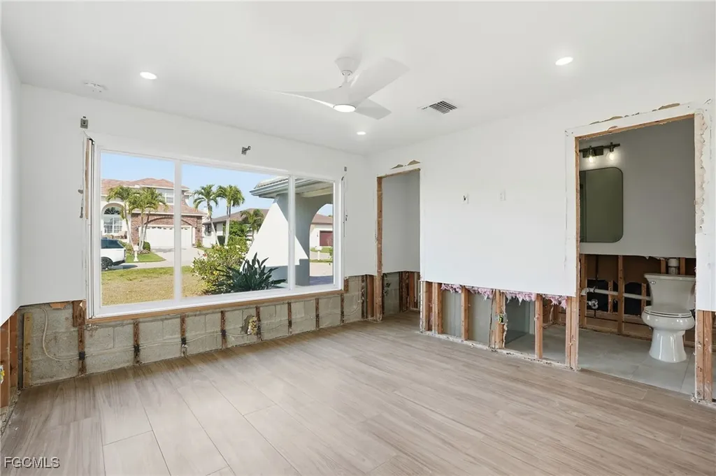 380 Conners Avenue Naples FL 34108