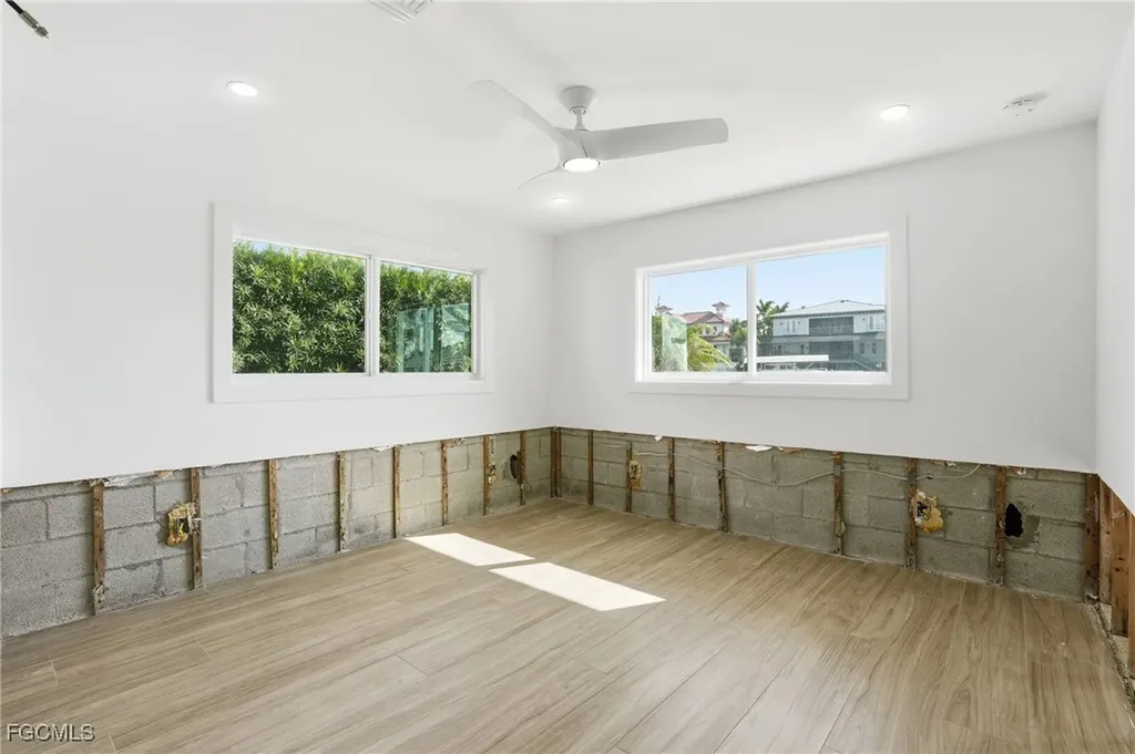 380 Conners Avenue Naples FL 34108