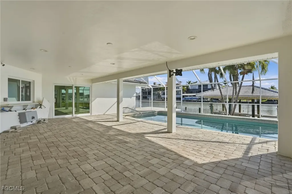 380 Conners Avenue Naples FL 34108