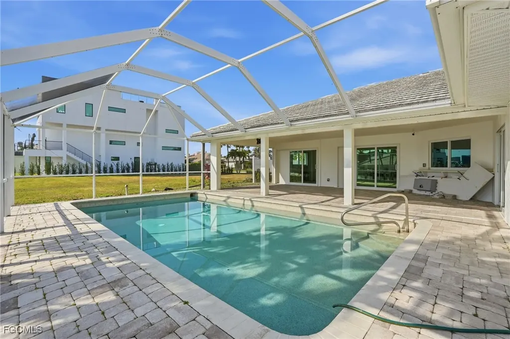 380 Conners Avenue Naples FL 34108