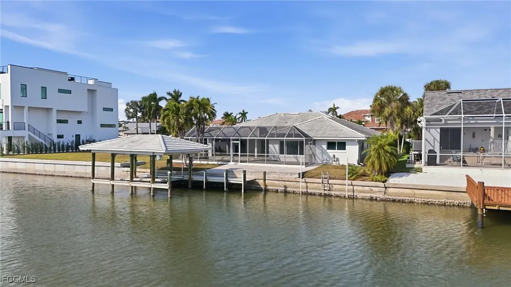 380 Conners Avenue Naples FL 34108