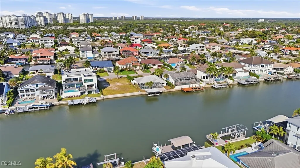 380 Conners Avenue Naples FL 34108