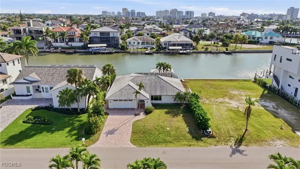 380 Conners Avenue Naples FL 34108