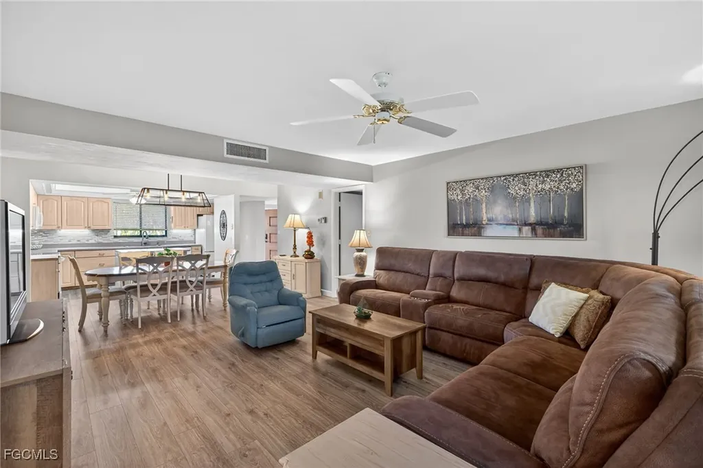 4384 Bowsprit Court Fort Myers FL 33919