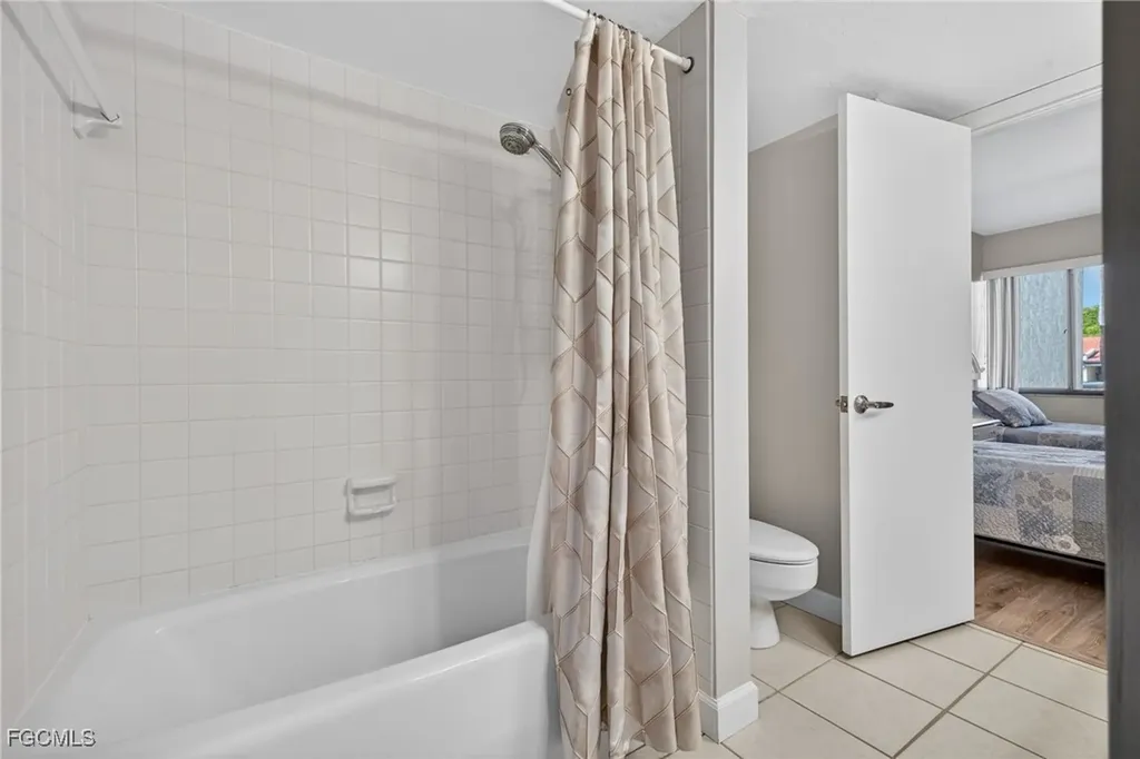 4384 Bowsprit Court Fort Myers FL 33919