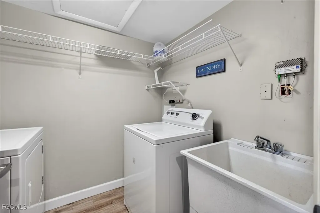4384 Bowsprit Court Fort Myers FL 33919