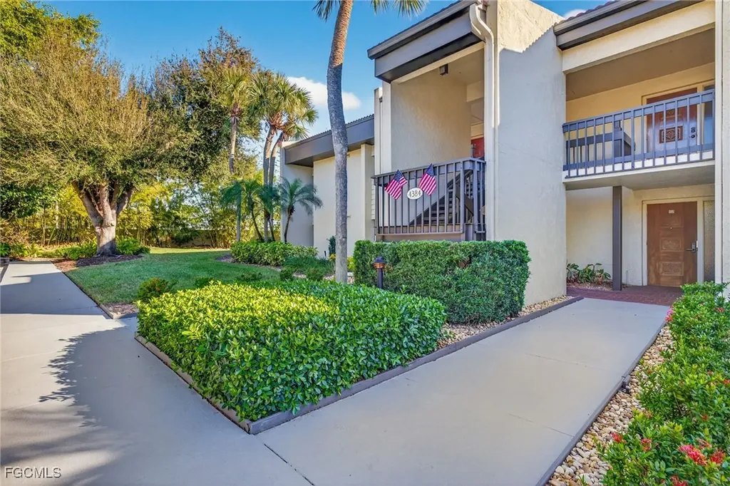 4384 Bowsprit Court Fort Myers FL 33919