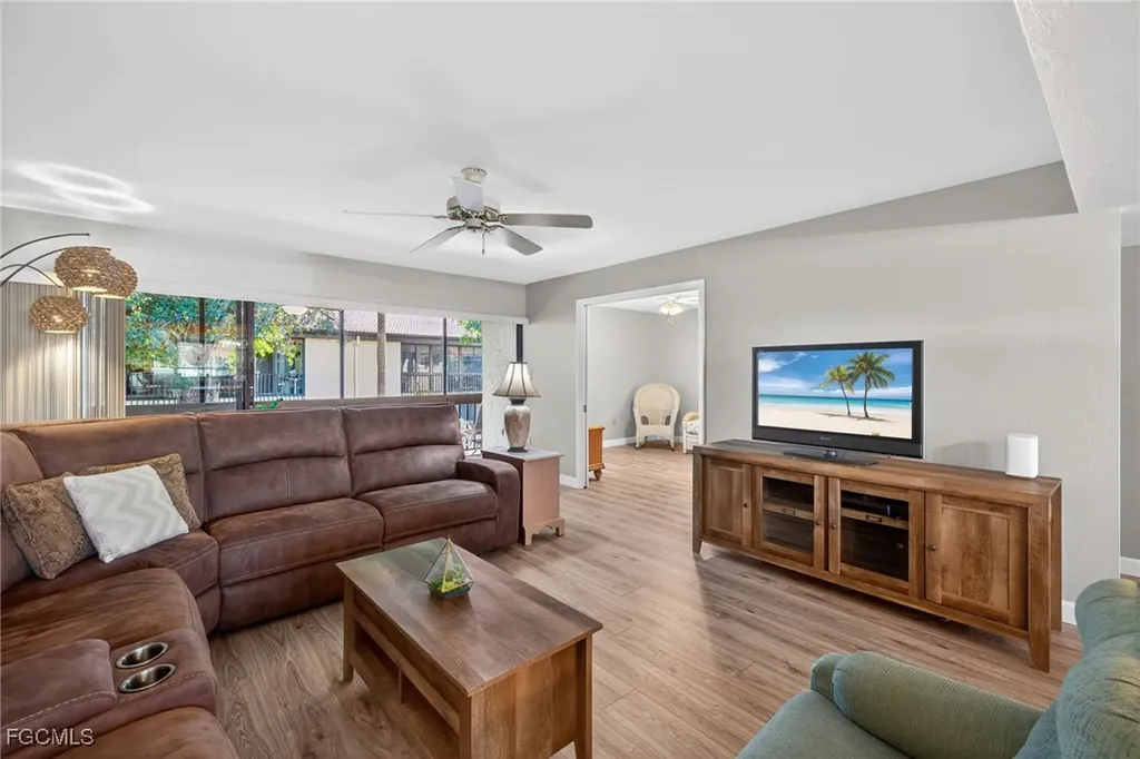 4384 Bowsprit Court Fort Myers FL 33919