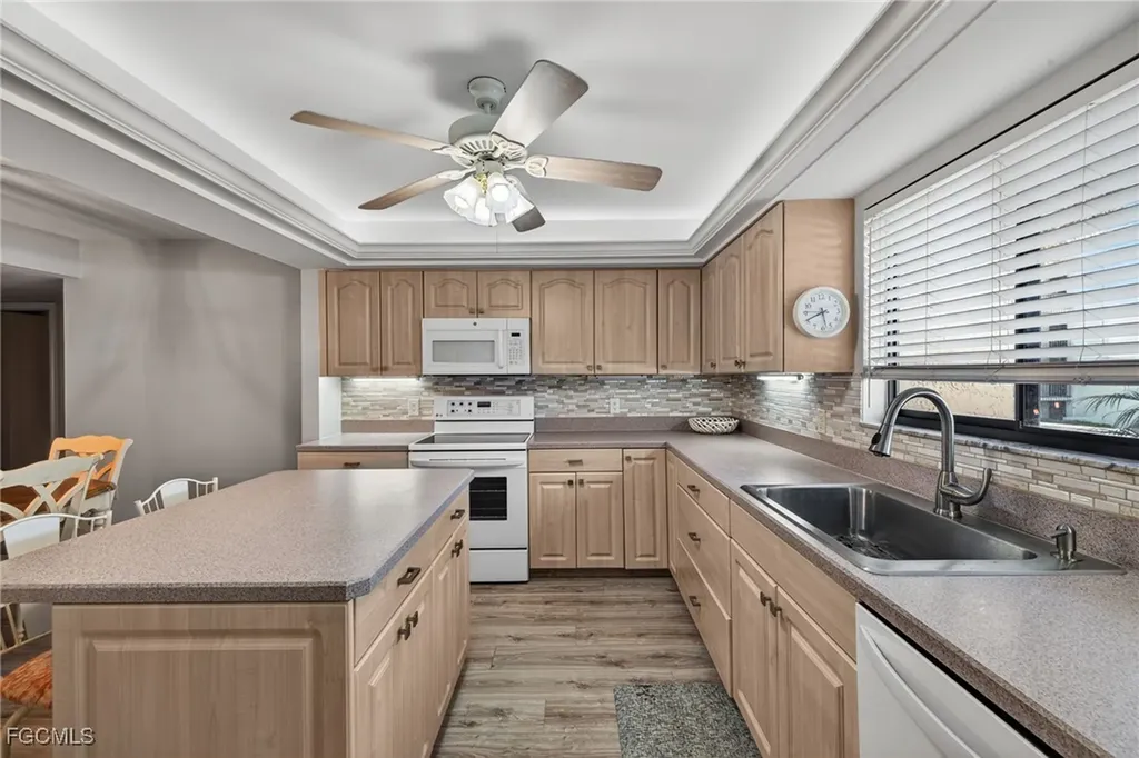 4384 Bowsprit Court Fort Myers FL 33919