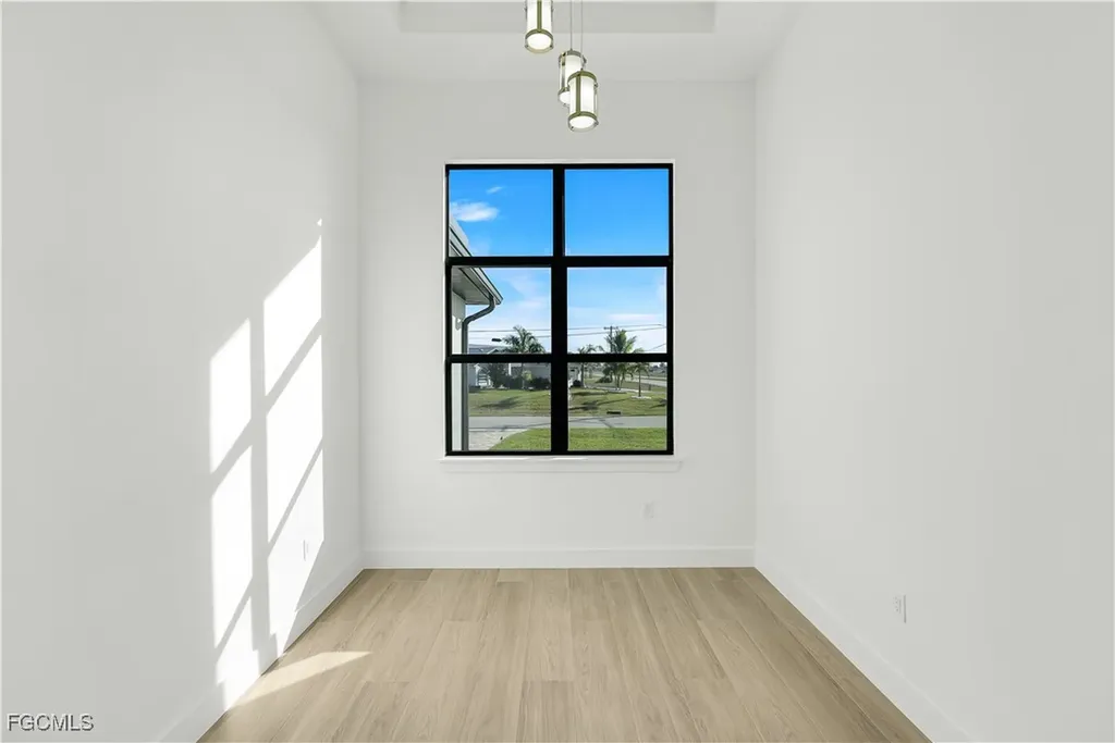 1600 NW 38th Avenue Cape Coral FL 33993