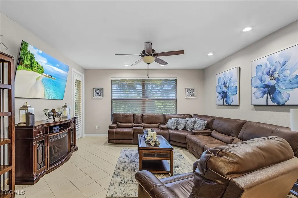 3331 Dandolo Circle Cape Coral FL 33909