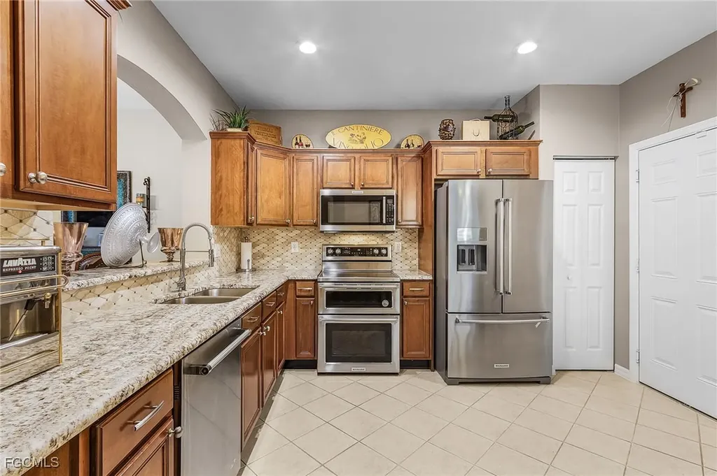 3331 Dandolo Circle Cape Coral FL 33909